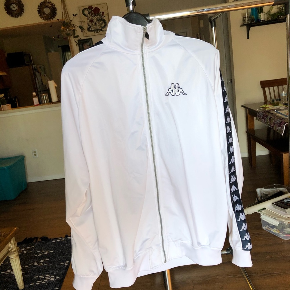 KAPPA men’s US large. White/Navy